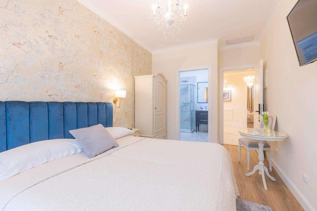 Crys: Rooms, Holiday, Business Verona Buitenkant foto