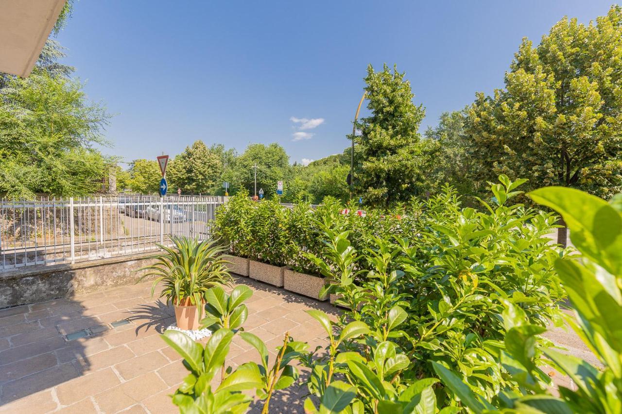Crys: Rooms, Holiday, Business Verona Buitenkant foto